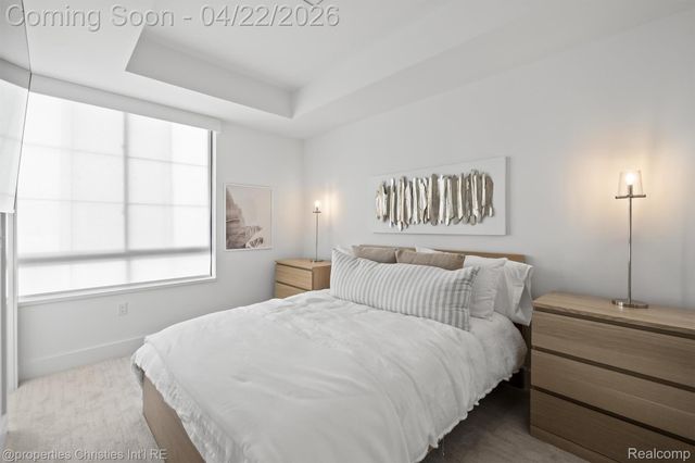 533 E Harrison Avenue 35, Royal Oak, MI 48067