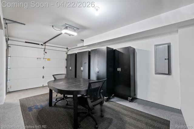533 E Harrison Avenue 35, Royal Oak, MI 48067