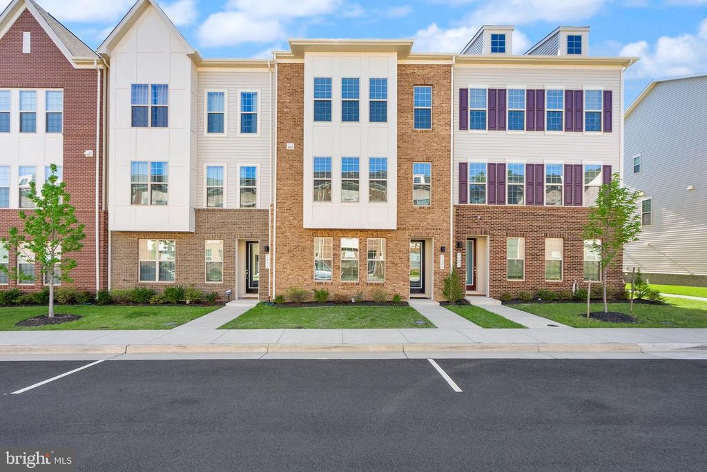 1629 FIELD SPARROW TER NE, Leesburg, VA 20176