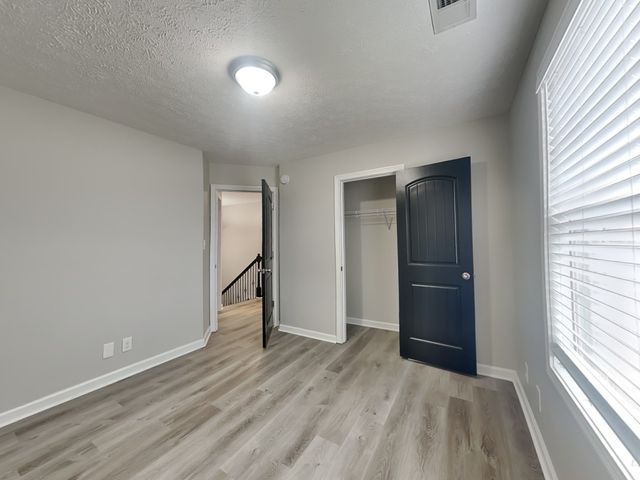 1304 Golden Eagle Way, Clarksville, TN 37040