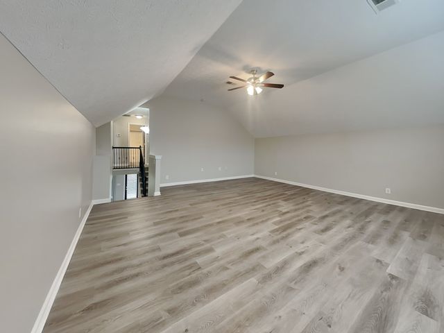 1304 Golden Eagle Way, Clarksville, TN 37040