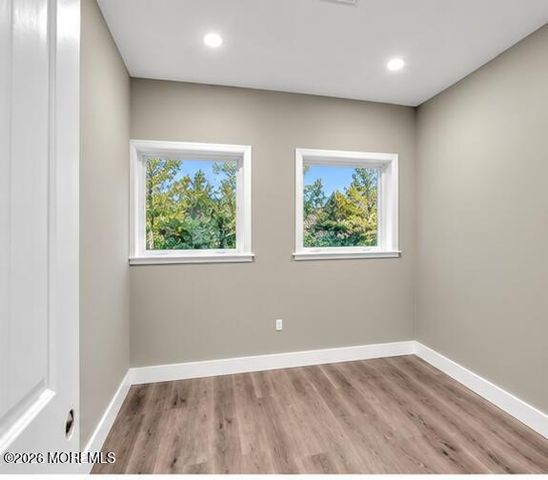 192 W 5th Street, Howell, NJ 07731