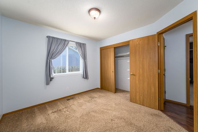 2029 N Pine Grove Ct, Wichita, KS 67212