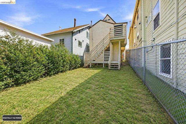 2217 E 24Th St, Oakland, CA 94606