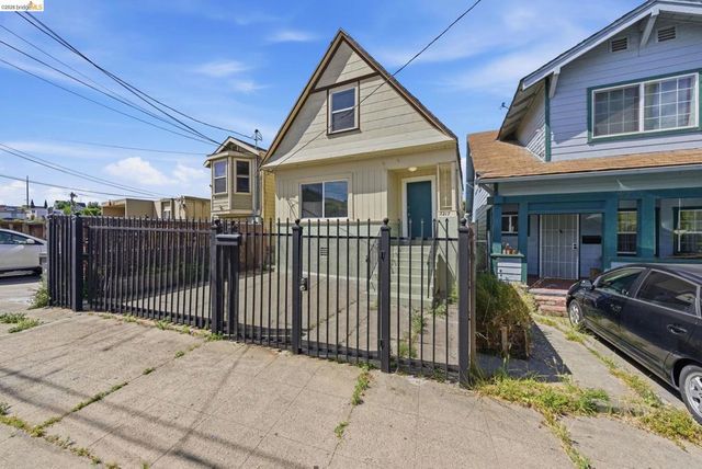 2217 E 24Th St, Oakland, CA 94606