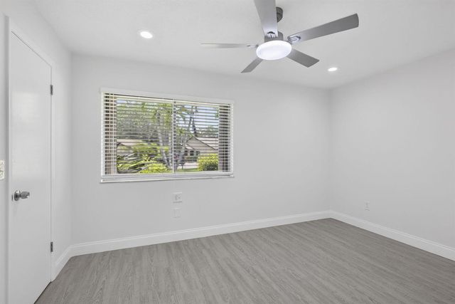 148 Village Walk Drive 24, Royal Palm Beach, FL 33411