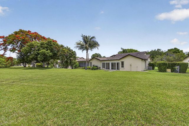 148 Village Walk Drive 24, Royal Palm Beach, FL 33411