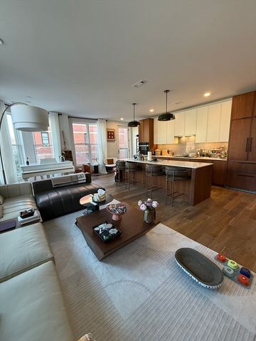 566 Columbus Ave 211, Boston, MA 02118