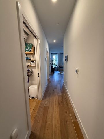 566 Columbus Ave 211, Boston, MA 02118