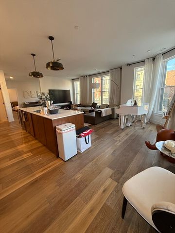 566 Columbus Ave 211, Boston, MA 02118