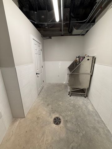 566 Columbus Ave 211, Boston, MA 02118