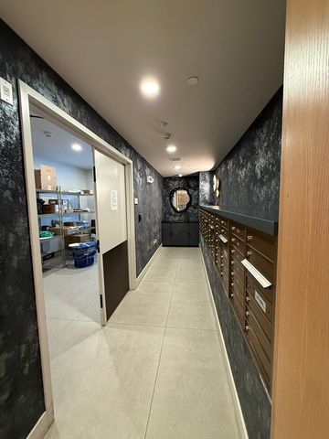 566 Columbus Ave 211, Boston, MA 02118