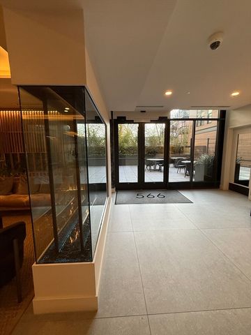 566 Columbus Ave 211, Boston, MA 02118