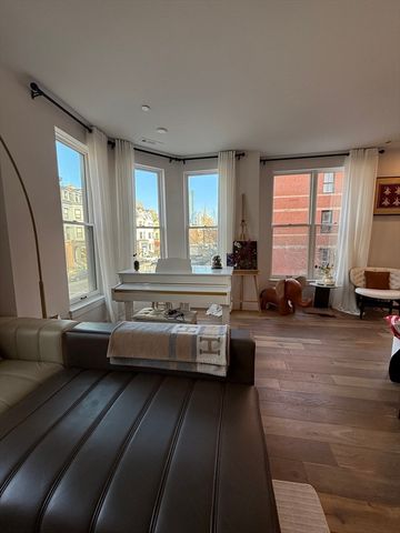 566 Columbus Ave 211, Boston, MA 02118