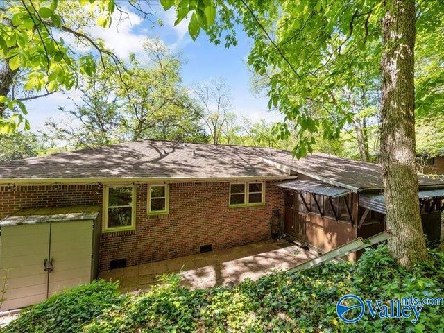 2106 Colice Road SE, Huntsville, AL 35801