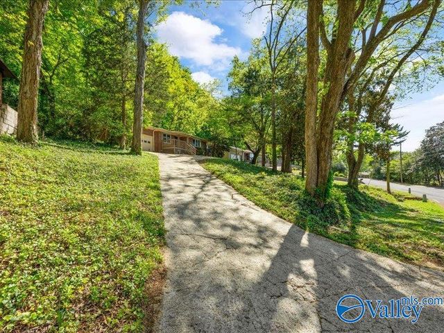 2106 Colice Road SE, Huntsville, AL 35801