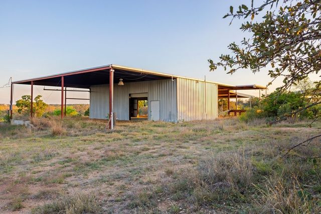 1407 County Road 311, Horseshoe Bay, TX 78657