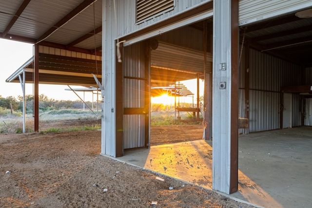 1407 County Road 311, Horseshoe Bay, TX 78657