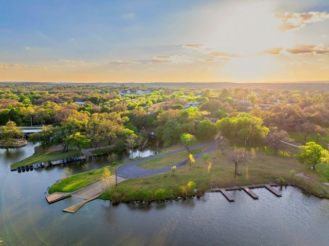 1407 County Road 311, Horseshoe Bay, TX 78657