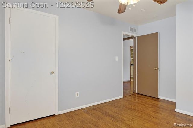 13440 Charlotte Avenue, Warren, MI 48089