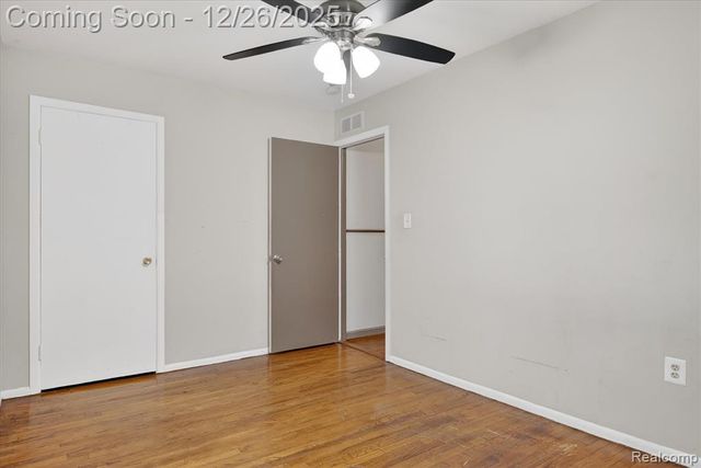 13440 Charlotte Avenue, Warren, MI 48089