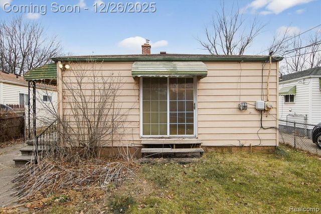 13440 Charlotte Avenue, Warren, MI 48089