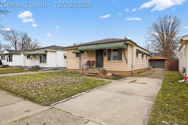 13440 Charlotte Avenue, Warren, MI 48089