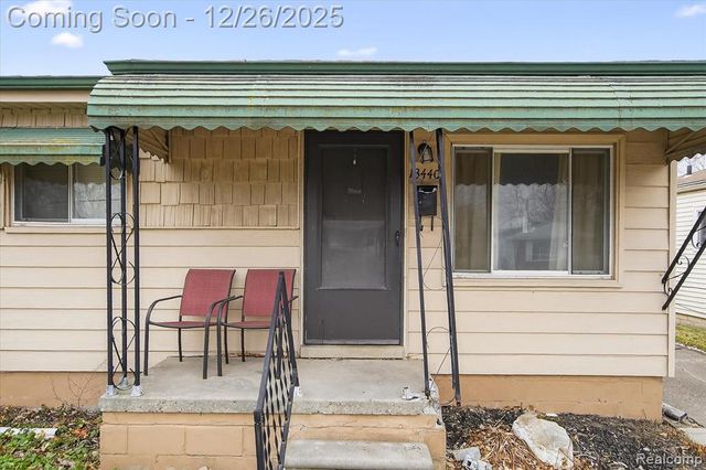 13440 Charlotte Avenue, Warren, MI 48089