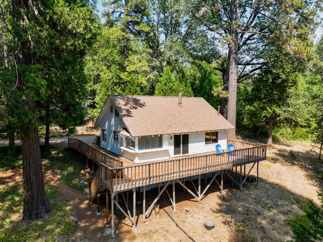 12117 Boundary Way, Grass Valley, CA 95945