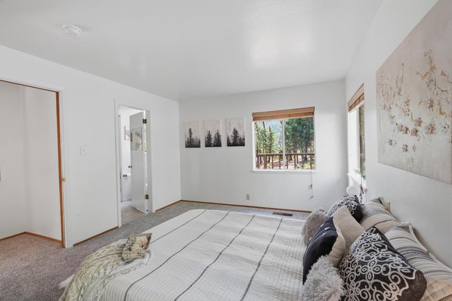 12117 Boundary Way, Grass Valley, CA 95945