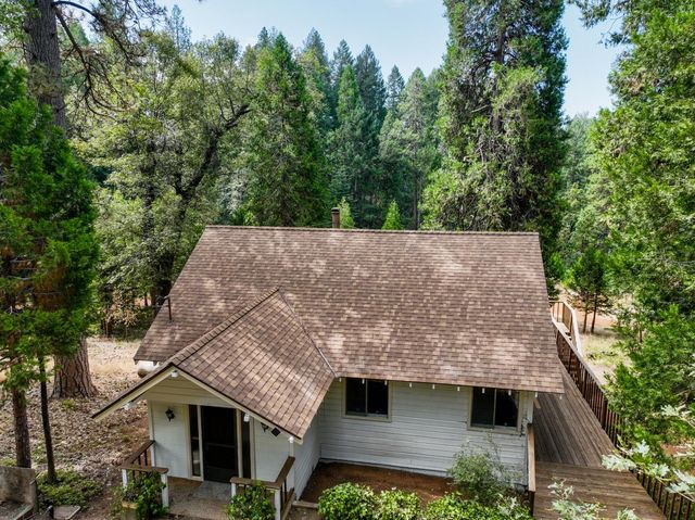 12117 Boundary Way, Grass Valley, CA 95945