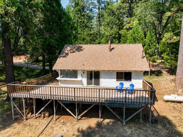 12117 Boundary Way, Grass Valley, CA 95945