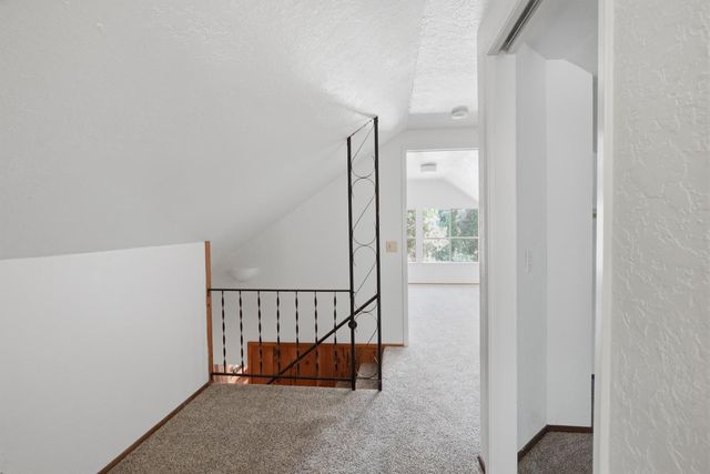 12117 Boundary Way, Grass Valley, CA 95945