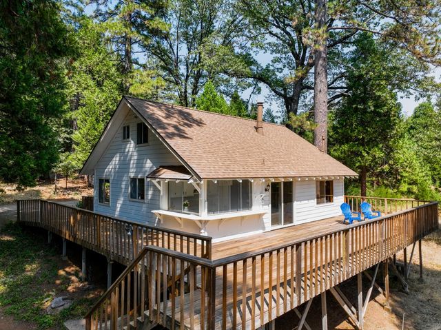 12117 Boundary Way, Grass Valley, CA 95945