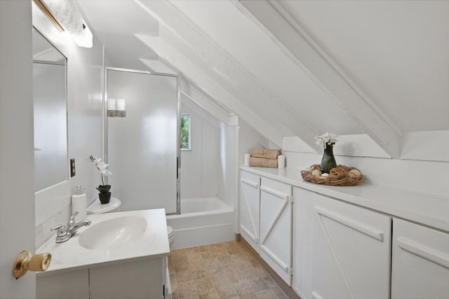 12117 Boundary Way, Grass Valley, CA 95945