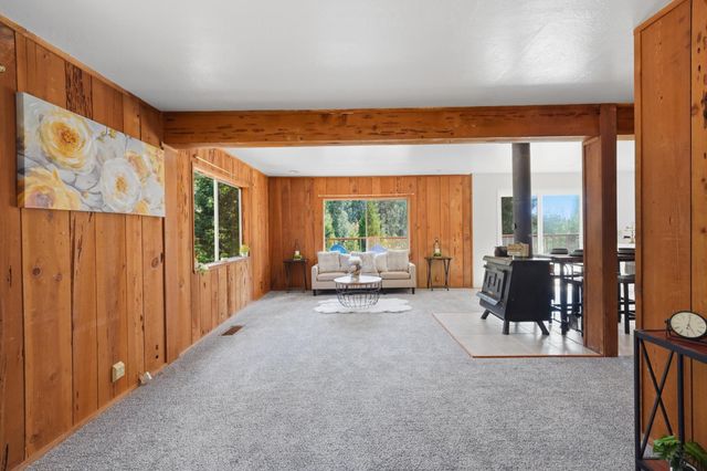 12117 Boundary Way, Grass Valley, CA 95945