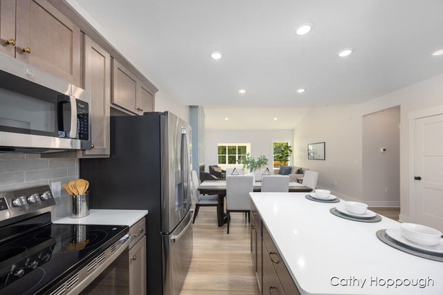 1976 Aspen Vly Lane, Ionia, MI 48846