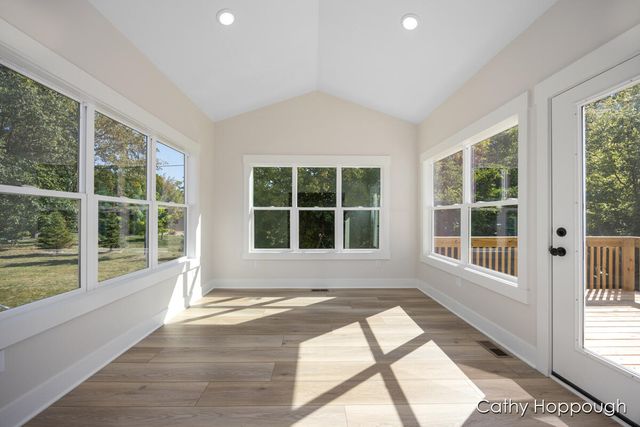 1976 Aspen Vly Lane, Ionia, MI 48846