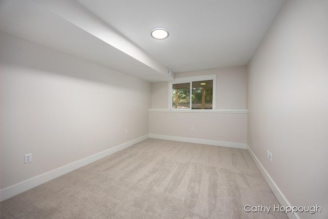 1976 Aspen Vly Lane, Ionia, MI 48846