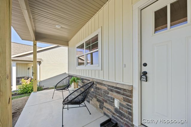 1976 Aspen Vly Lane, Ionia, MI 48846