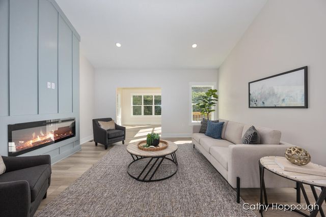 1976 Aspen Vly Lane, Ionia, MI 48846