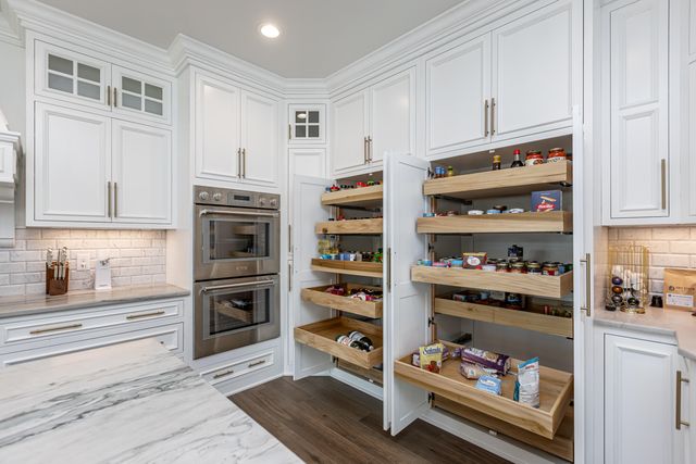 68 Meadow Point Drive, Lancaster, KY 40444