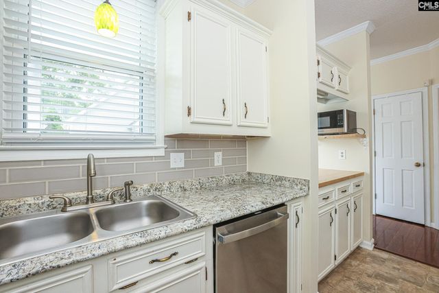 521 Wallace Way, Lexington, SC 29073