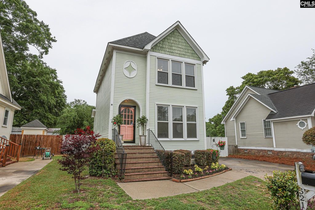 521 Wallace Way, Lexington, SC 29073