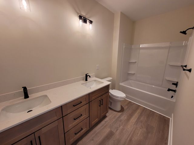 211 Sandalwood Way, Dickson, TN 37055