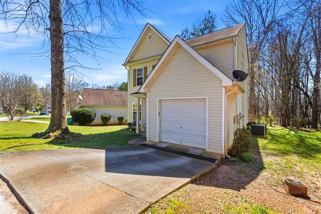 4237 Chestnut Lake Avenue, Lithonia, GA 30038