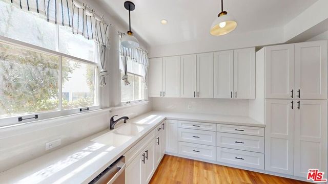 1016 Selby Avenue, Los Angeles, CA 90024
