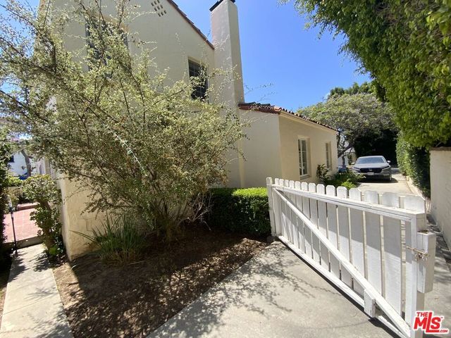1016 Selby Avenue, Los Angeles, CA 90024