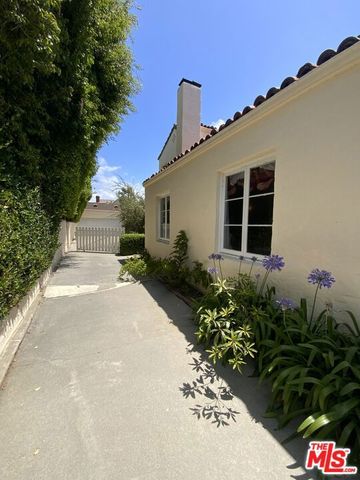 1016 Selby Avenue, Los Angeles, CA 90024