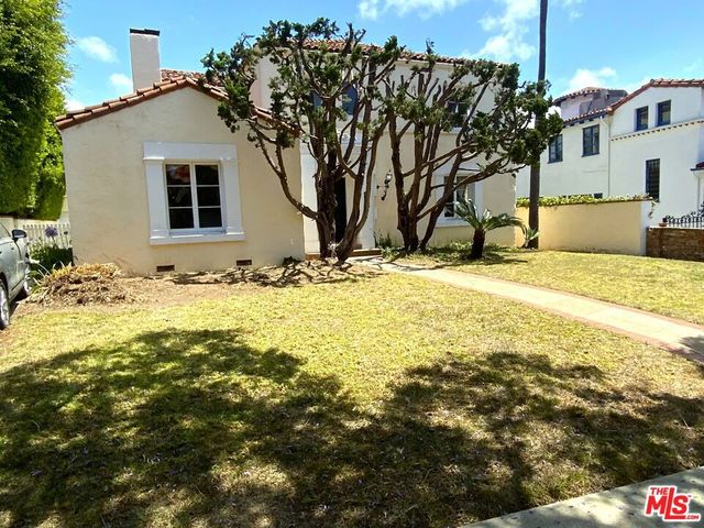 1016 Selby Avenue, Los Angeles, CA 90024